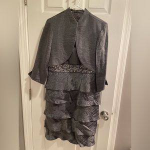 3/$20 Women’s 2 piece dress set